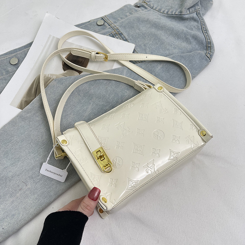 Collezione dal design classico - Women Bags Collection recensione e prezzo
