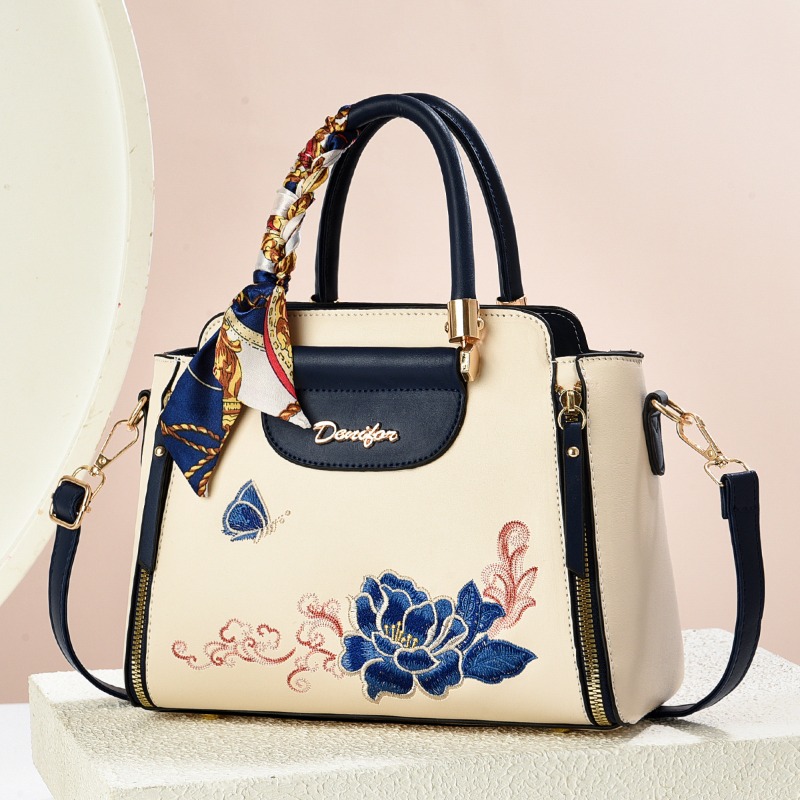 Nuova borsa a tracolla da donn - Women Bags Collection recensione e prezzo
